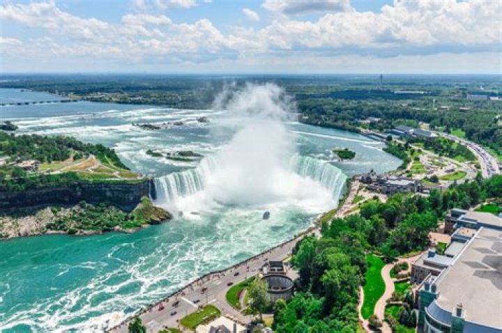 30 American Tourist Traps That Locals Totally Hate — Best Life