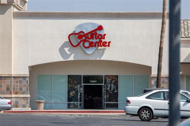 Naturalizer Is Closing All But 2 of Its U.S. Stores — Best Life