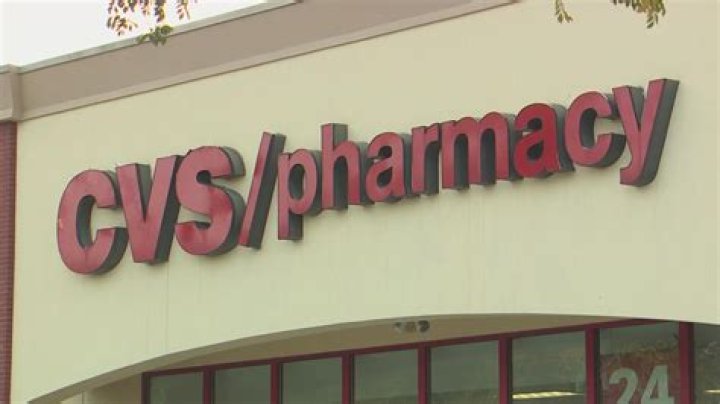 This Major Pharmacy Chain Just Announced It's Closing 900 Stores